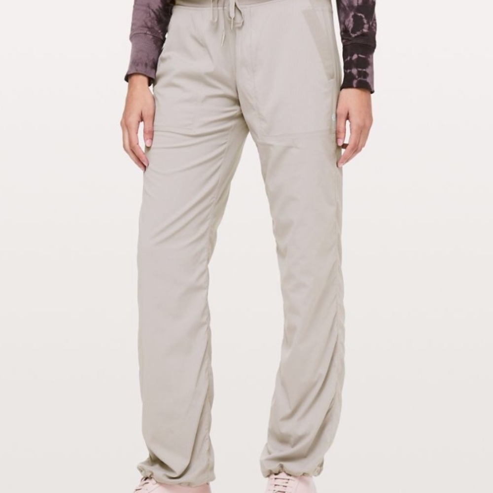 Lululemon Sweatpants! Dark chrome!